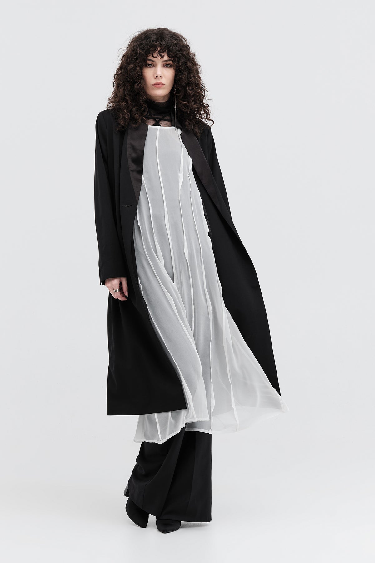 Taylor Diffraction Coat