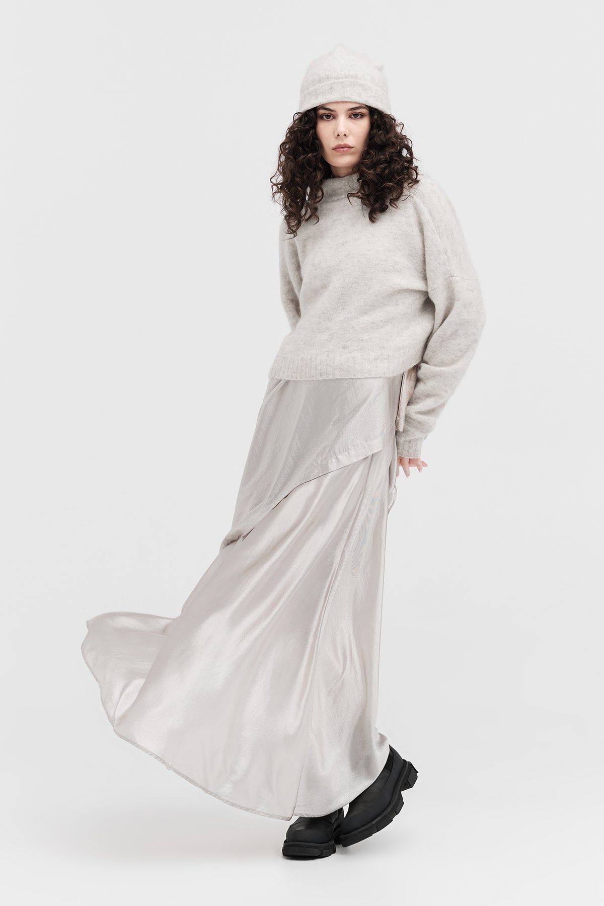 Taylor Prepense Cardi