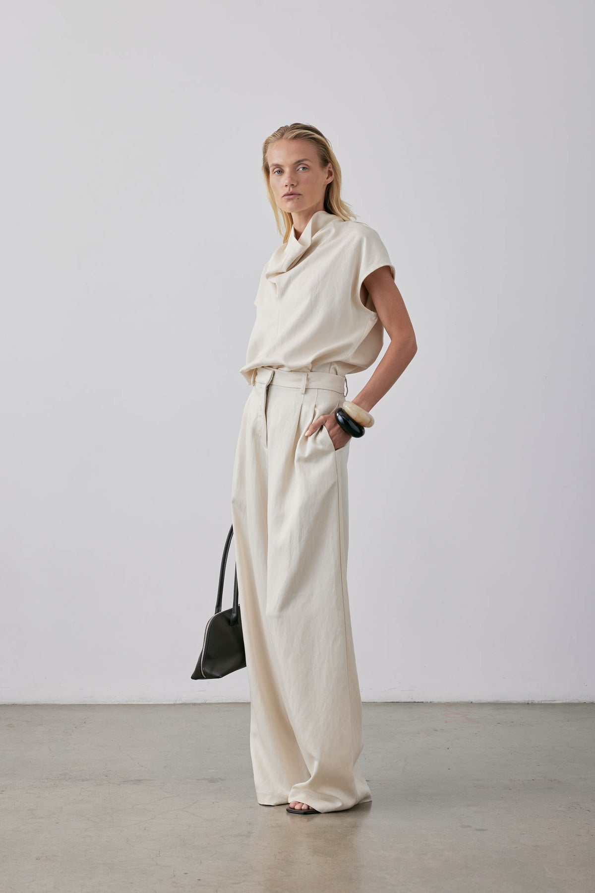 Gregory Broun Pant Parchment