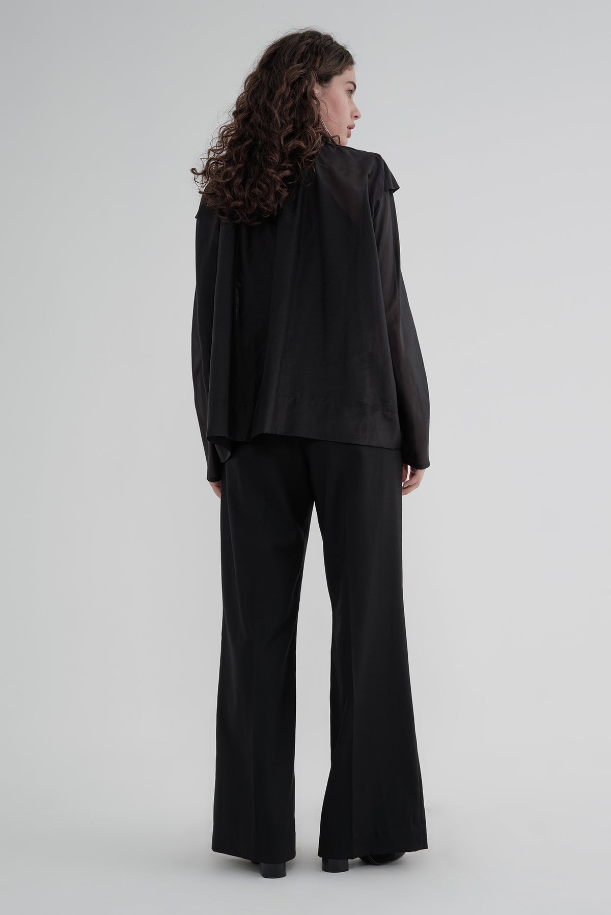 Taylor Sleeved Area Top