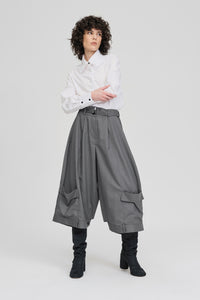 Taylor Between Shirt