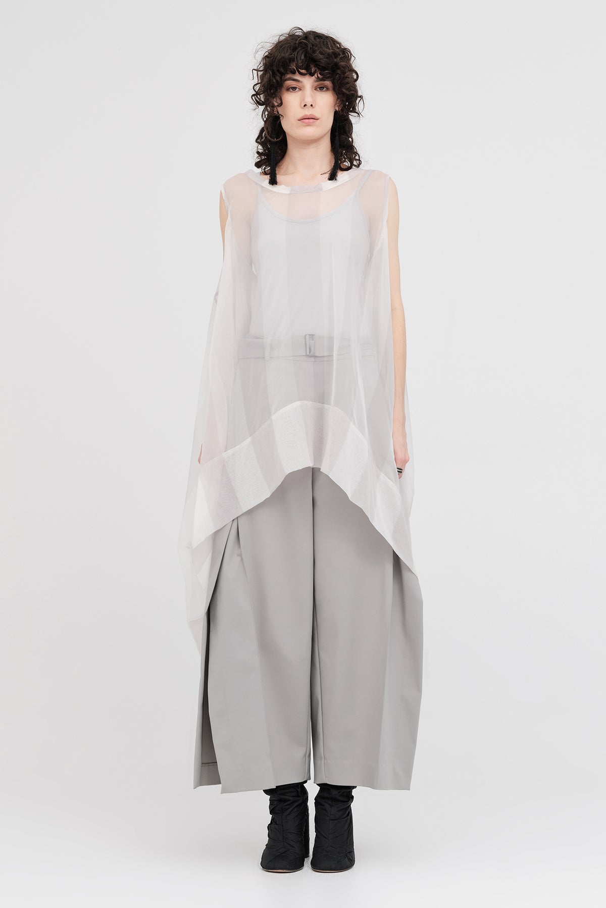 Taylor Banded Oblique Wind Stripe