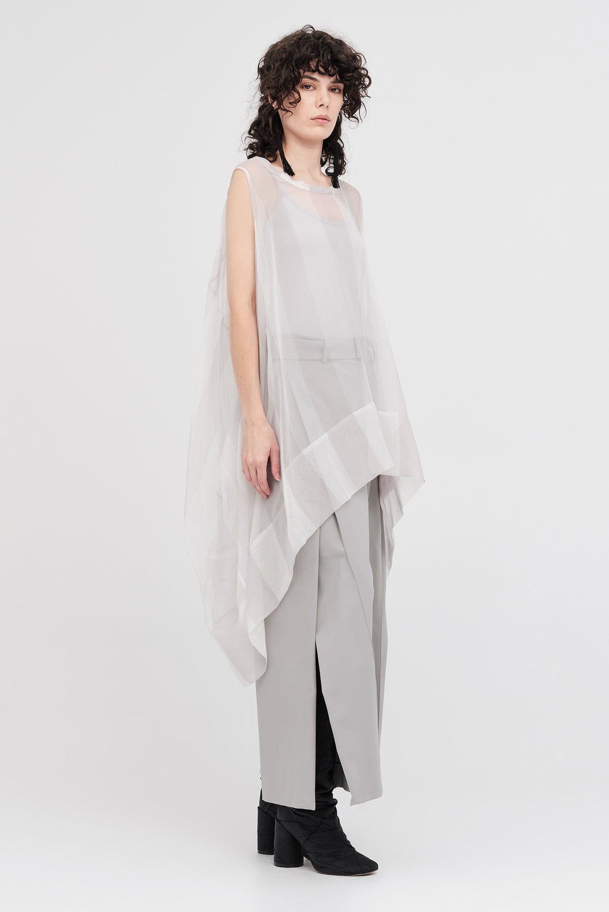 Taylor Banded Oblique Wind Stripe
