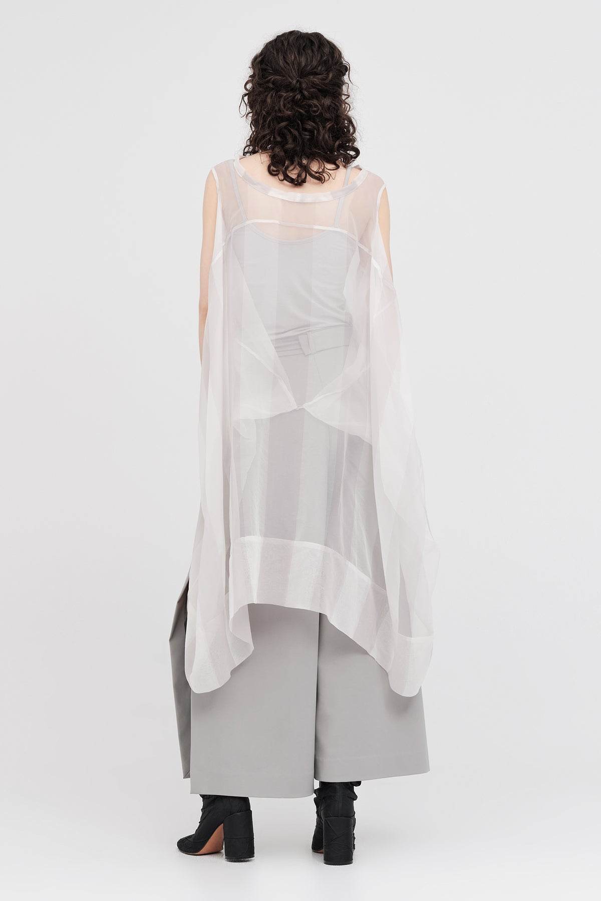 Taylor Banded Oblique Wind Stripe