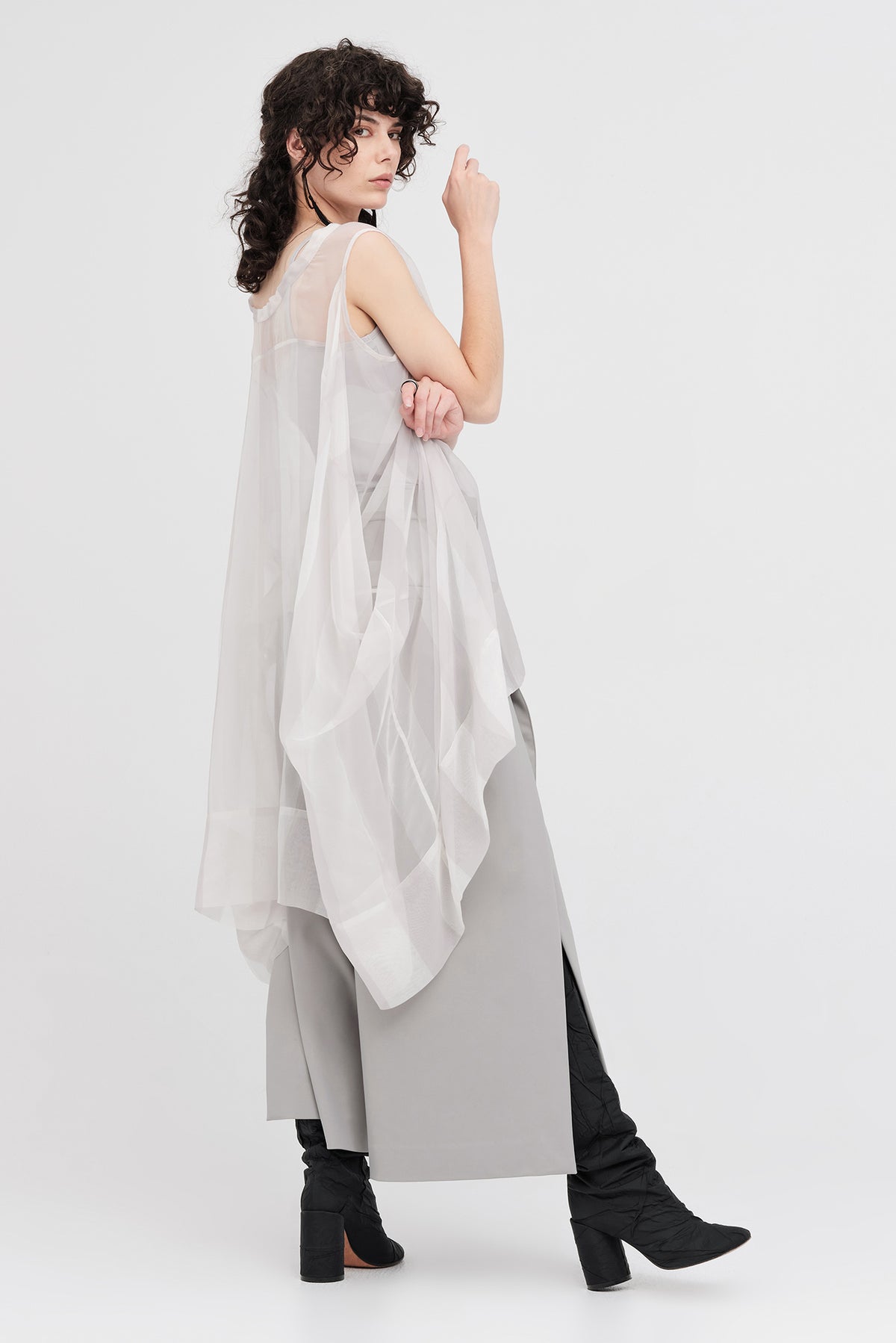 Taylor Banded Oblique Wind Stripe