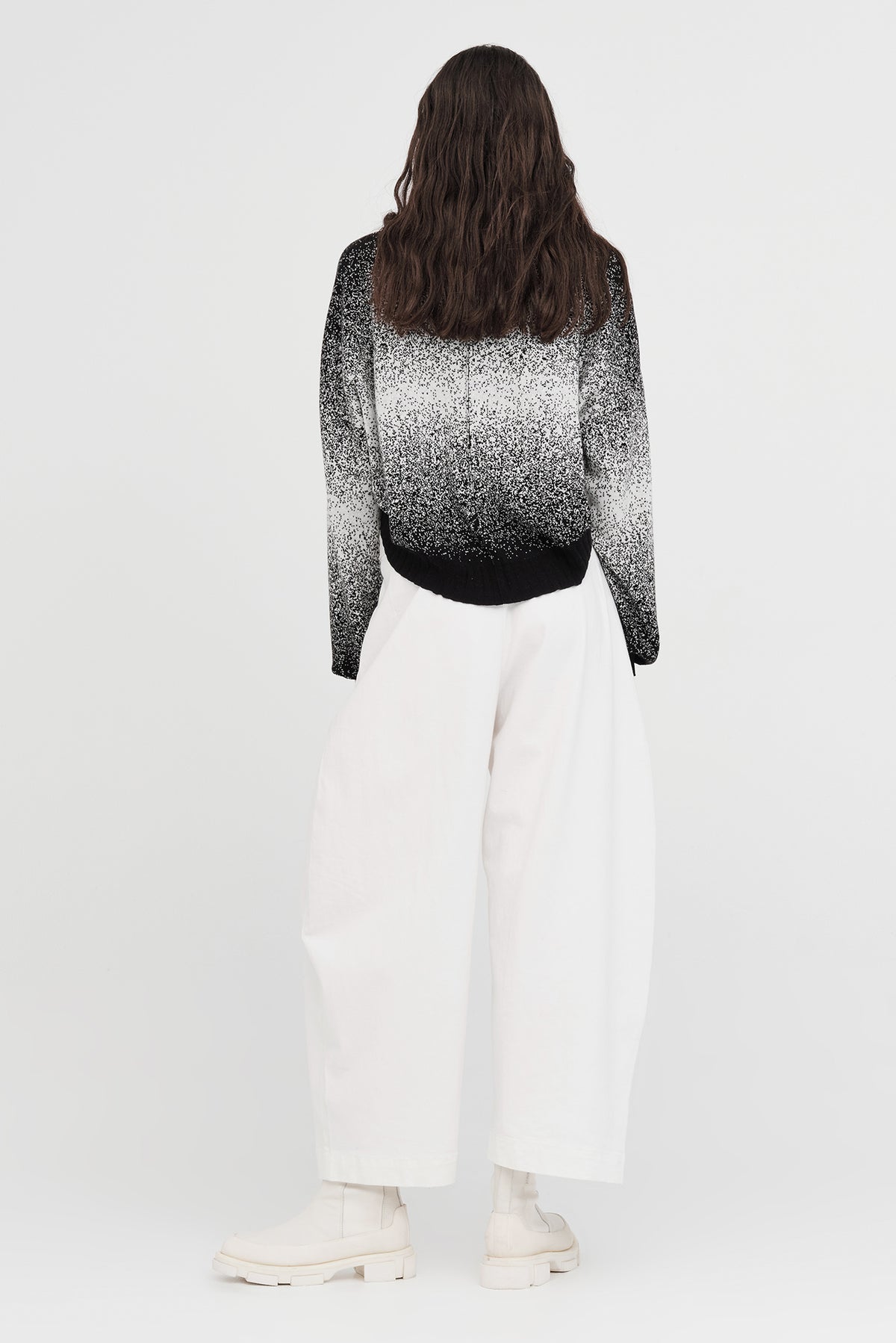 Taylor Gradient Art Sweater Black/Ivory ARRIVING SOON