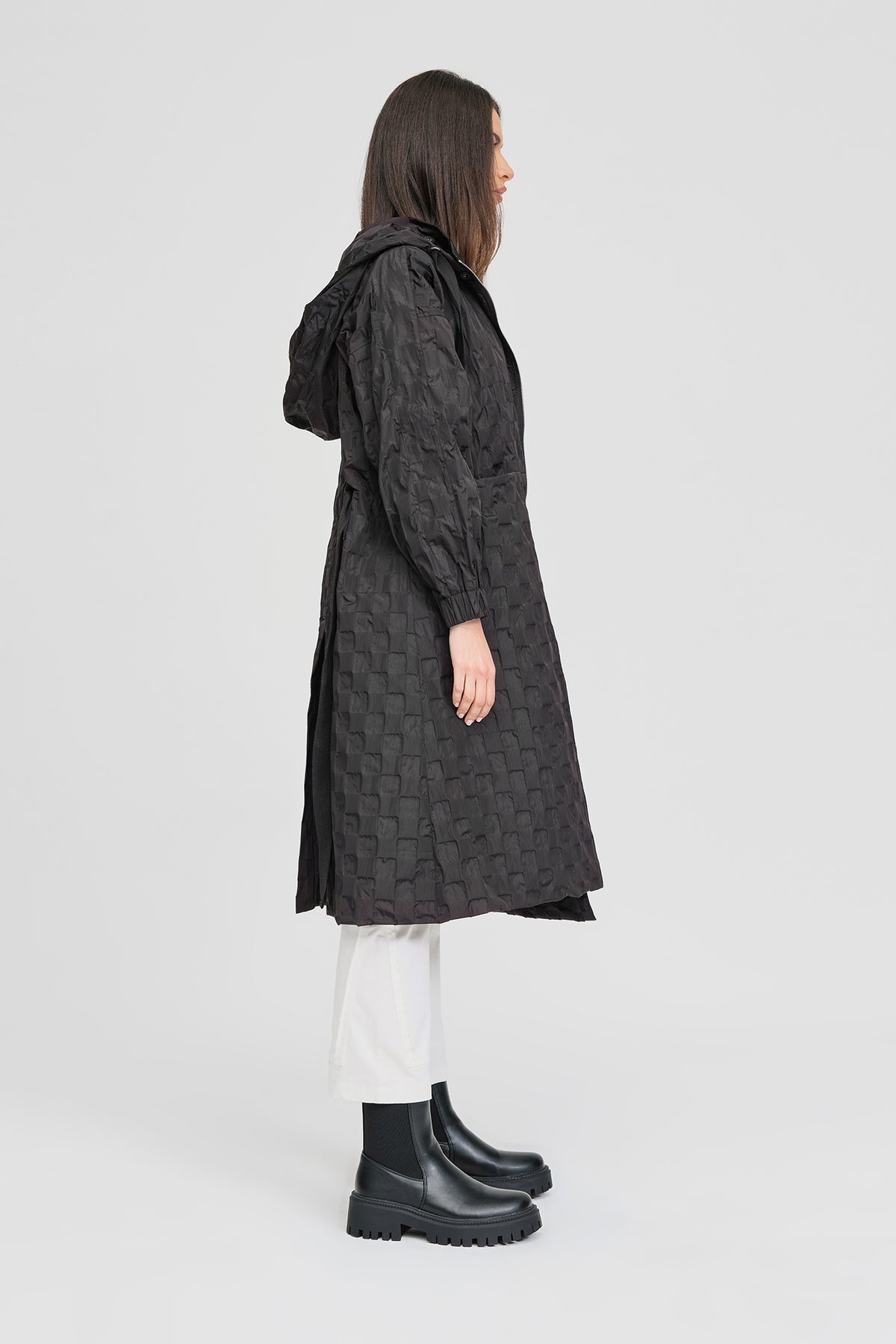 Taylor Textured Ascribe Raincoat Black