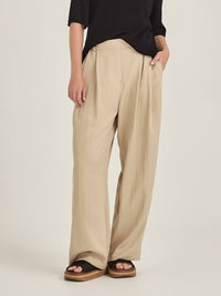 Caroline Sills Brodie Pleat Pant
