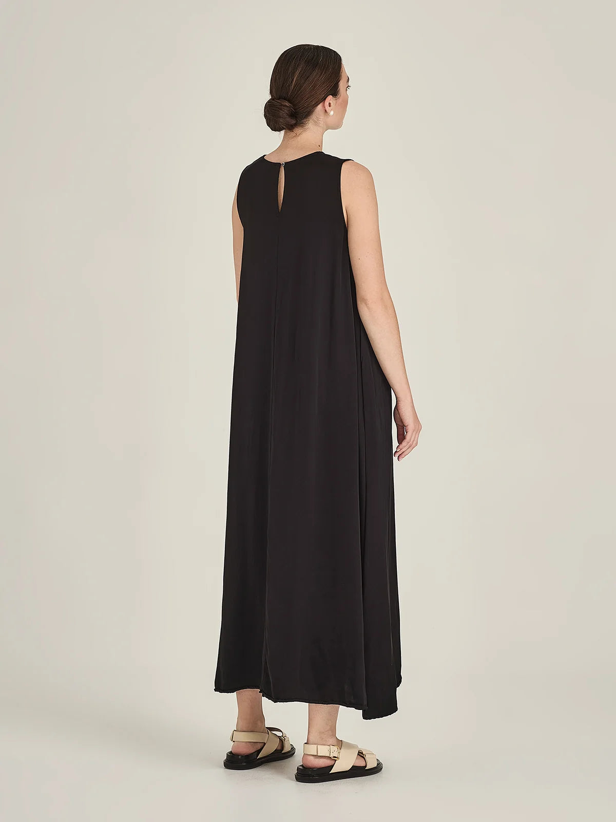 Caroline Sills Dakota Satin Dress