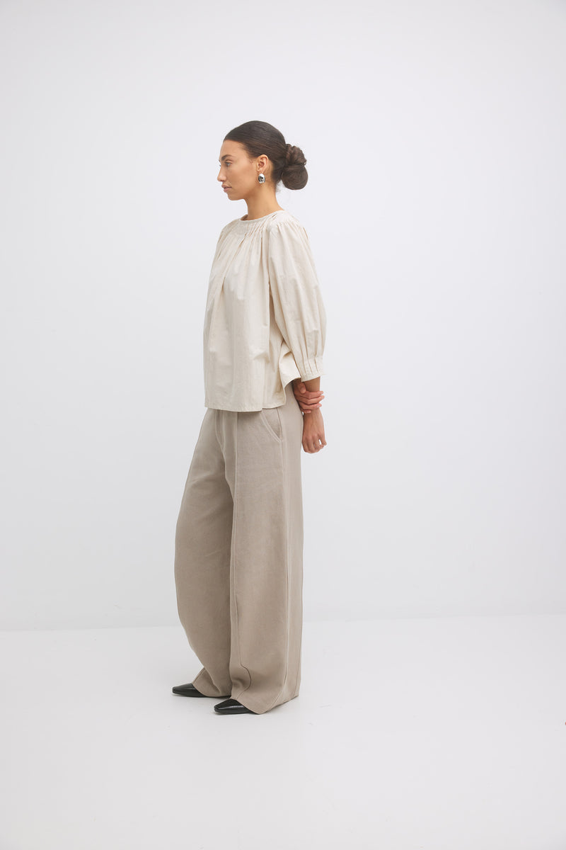 Gregory Pedro Top
