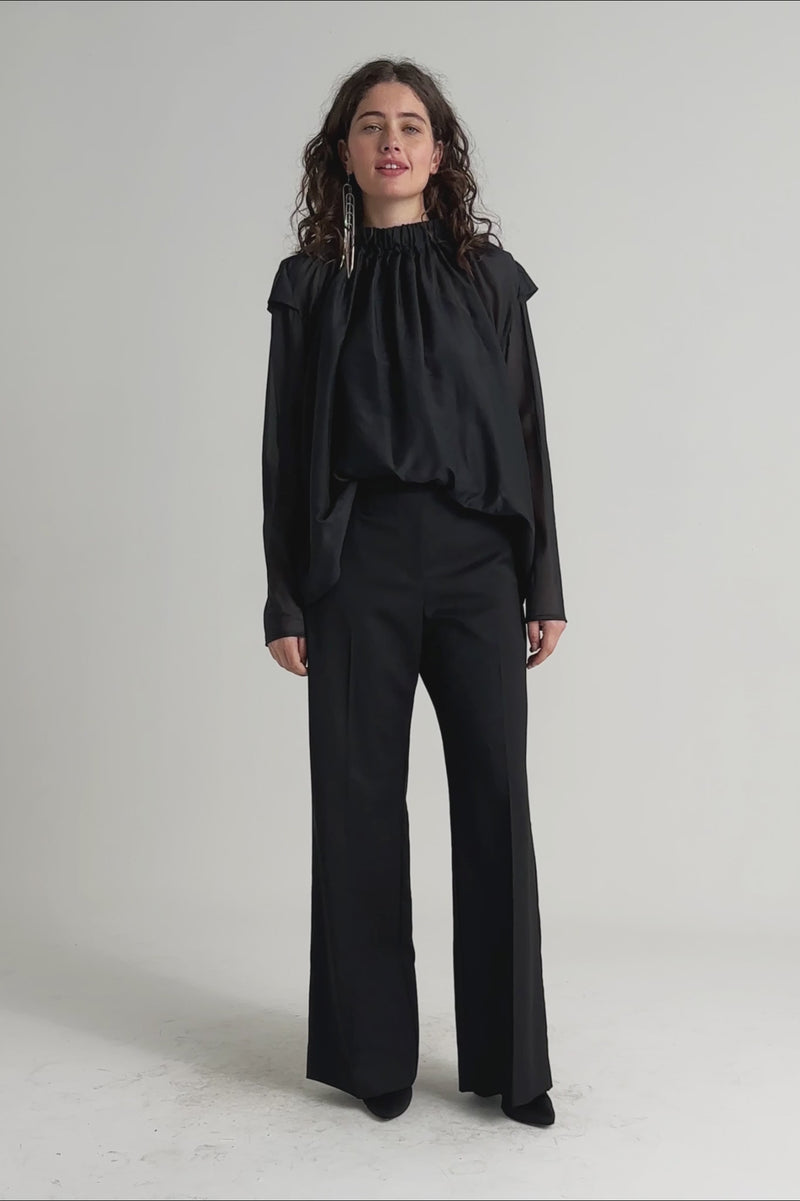 Taylor Sleeved Area Top