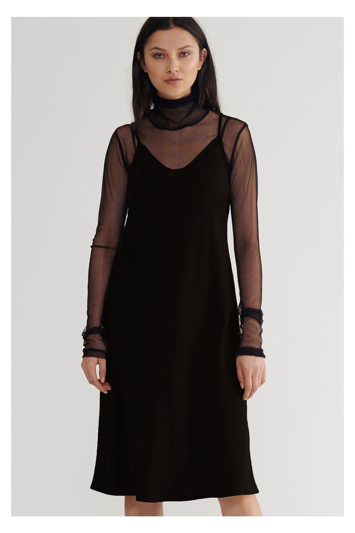 Taylor Veil Slip Black