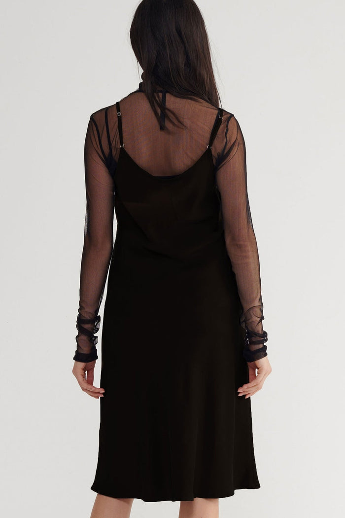 Taylor Veil Slip Black